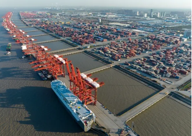 Taicang Port: One-Tenth of China’s Cars Export from Here, Strong Momentum in NEV Exports